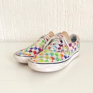 Vans Abstract Rainbow Square Print Sneakers Women’s Size 6.5 Men’s Size 5